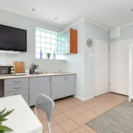 Apartment Cozy Pet-friendly Near The And Downtown By Renters *